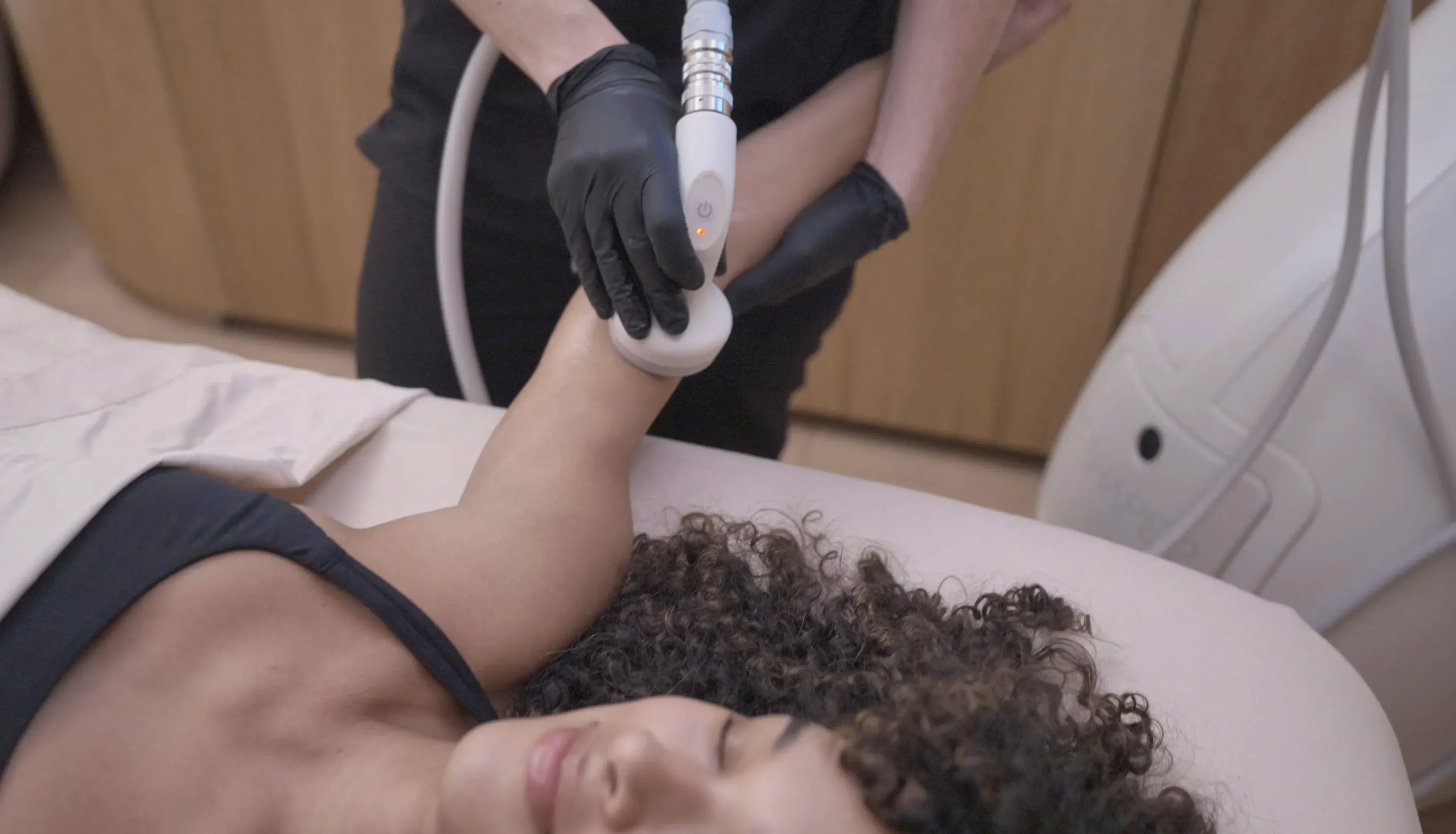 Dr. Sherry Farag consulting a patient about T-Shape 2 treatment at RegalMed Clinic in Fort Myers FL